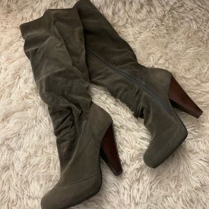 Bamboo boots size 5.5